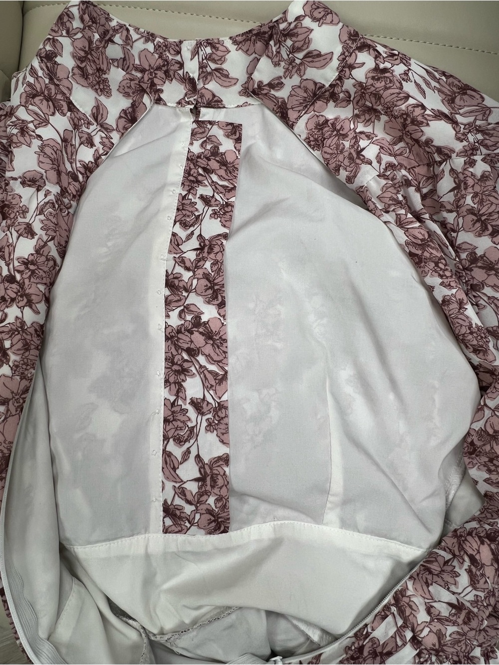 Ivy City Co Brynley Dress in Pink White Size L - Picture 9 of 11